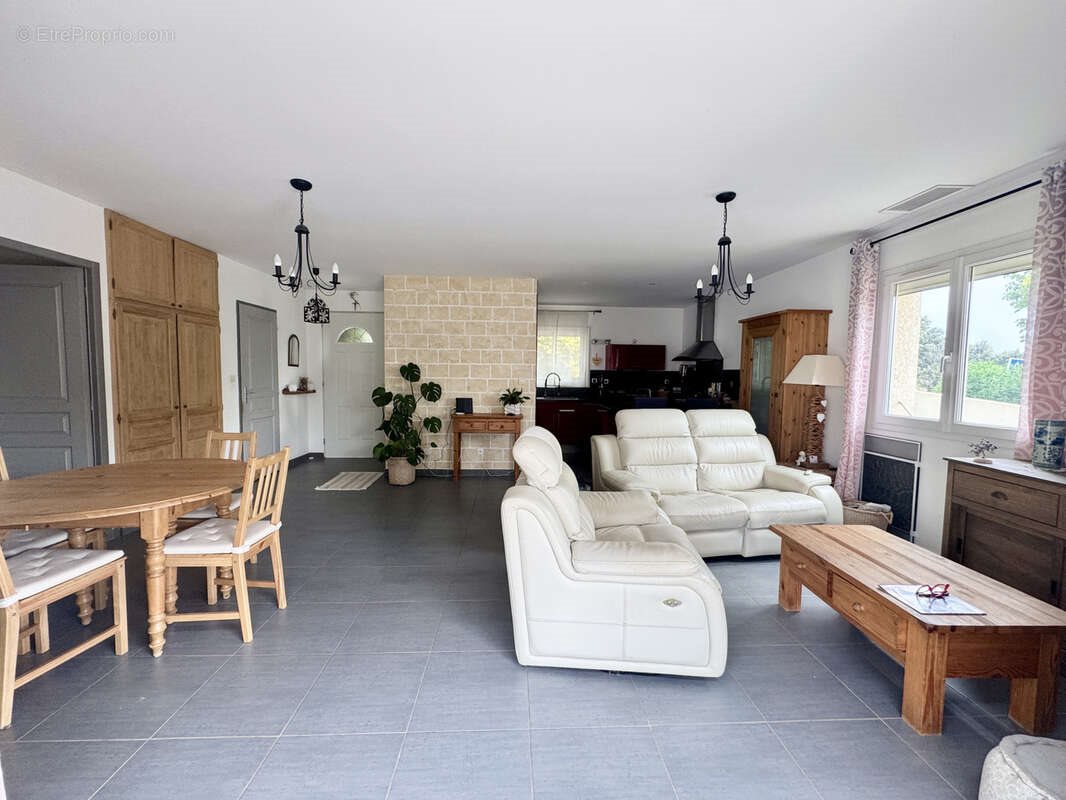 Maison à vendre, 87m², Vergèze