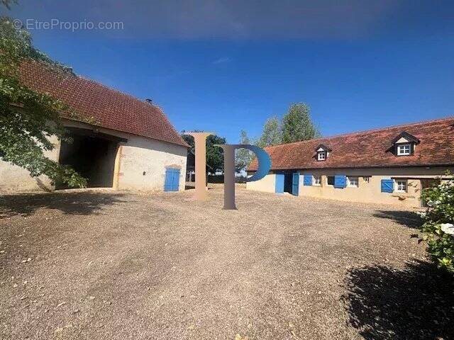 Maison à vendre, 219m², Paray-le-Monial