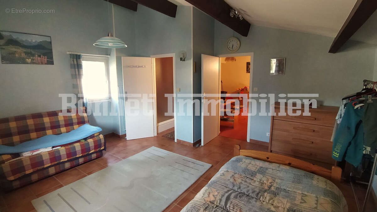 Appartement à vendre, 74m², Nyons