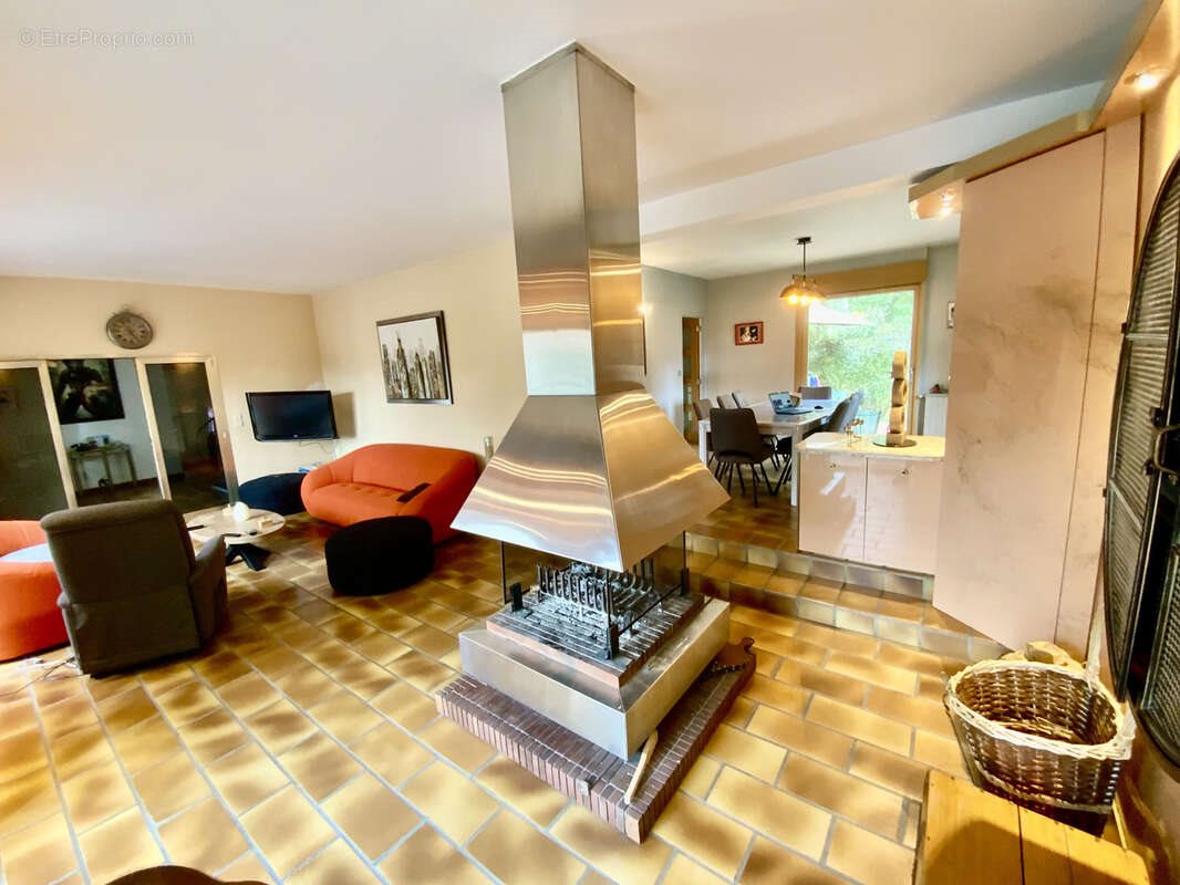 Maison à vendre, 223m², Vieux-Condé