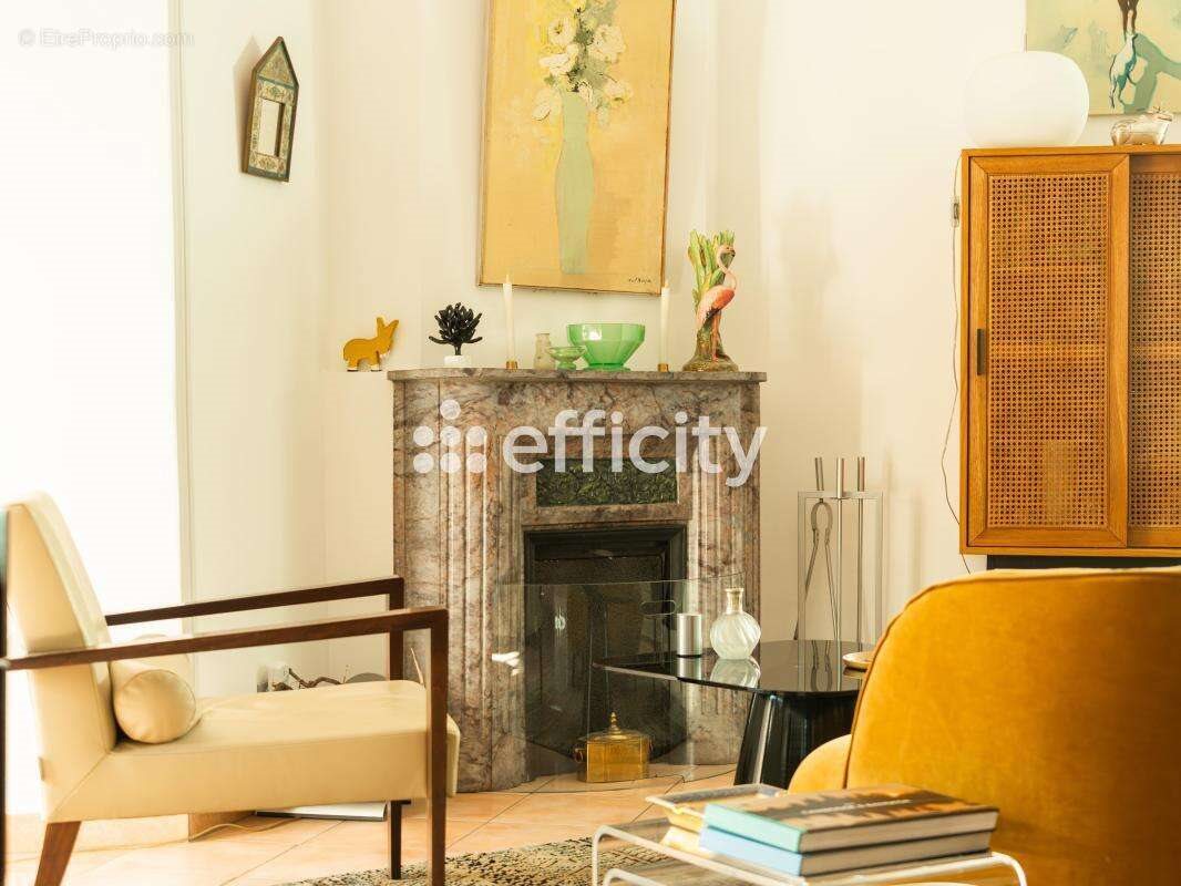 Maison à vendre, 236m², Marseille 8ème