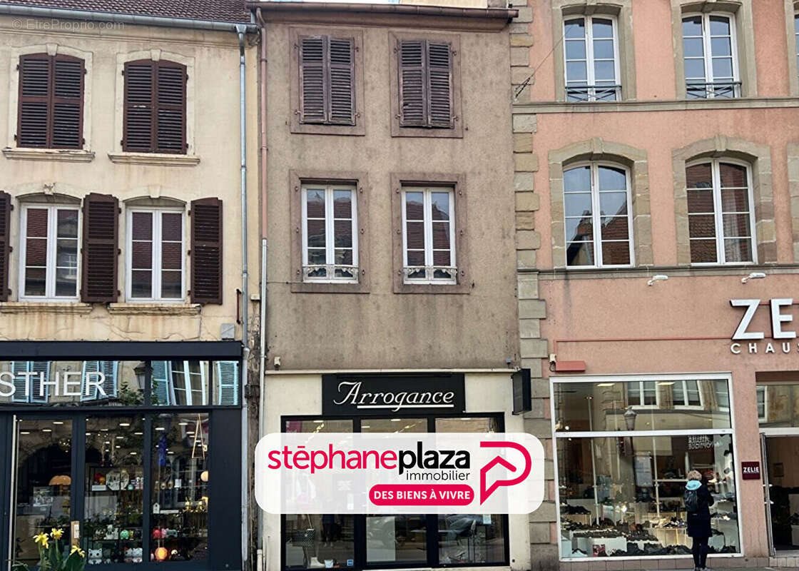 Appartement à vendre, 210m², Saint-Avold