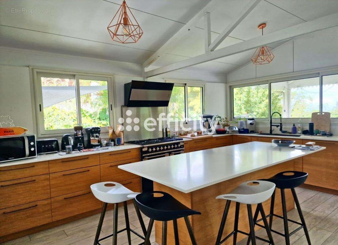 Maison à vendre, 120m², La Possession