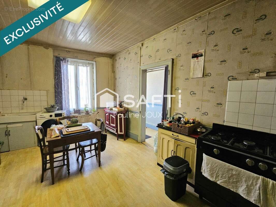 Maison à vendre, 152m², Mattaincourt