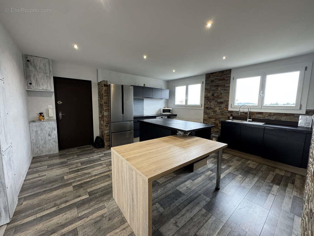 Appartement à vendre, 81m², Besançon