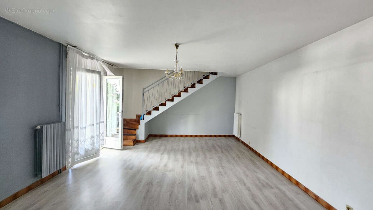 Maison à vendre, 111m², Aubervilliers