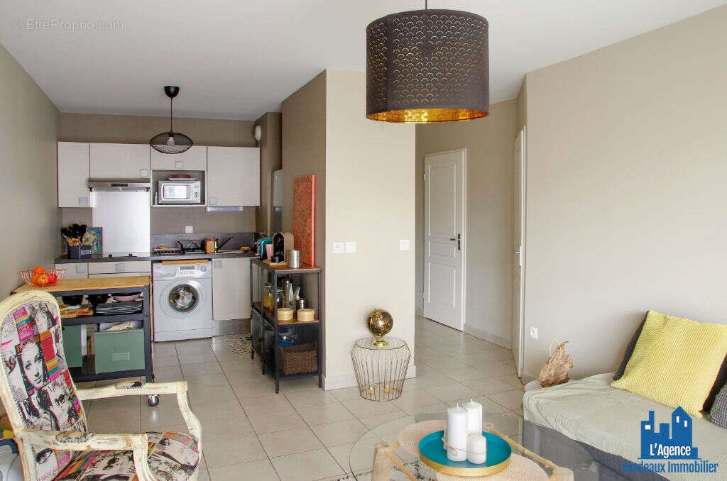 Appartement à vendre, 45m², Bordeaux