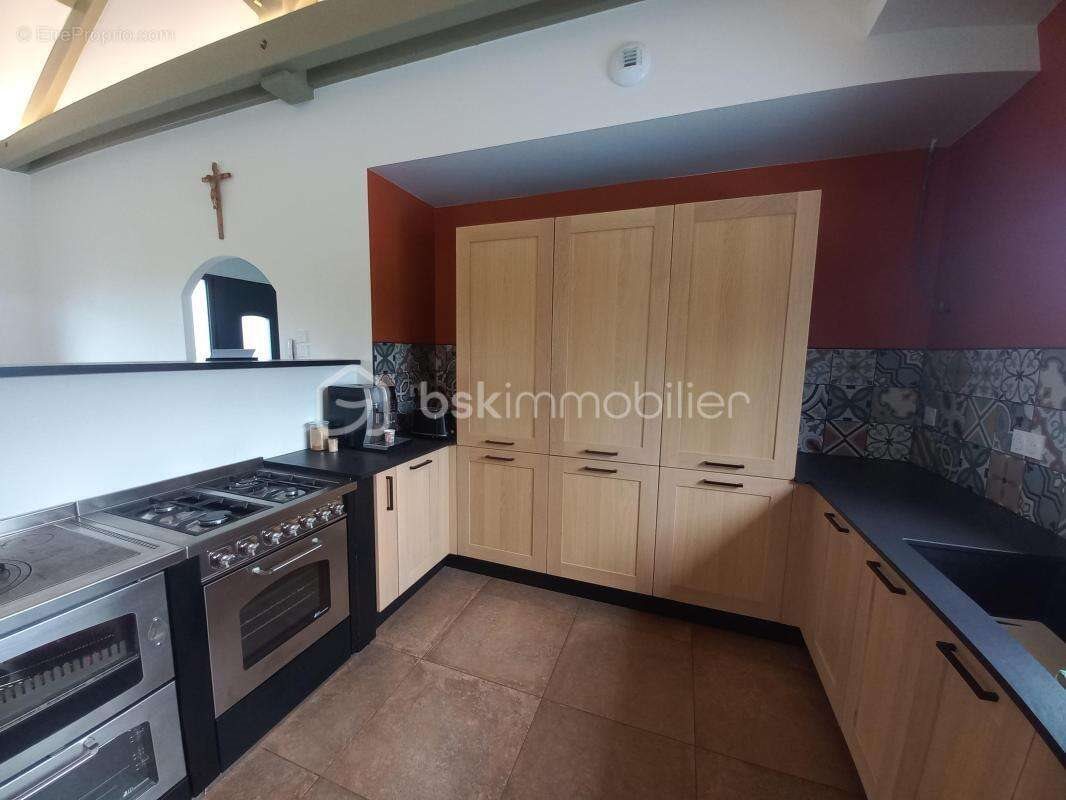 Maison à vendre, 220m², Loucrup