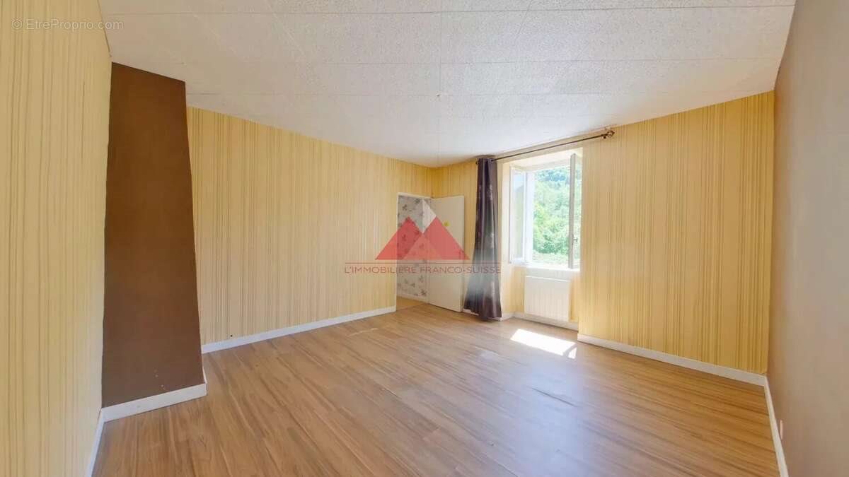 Maison à vendre, 134m², Lavans-lès-Saint-Claude
