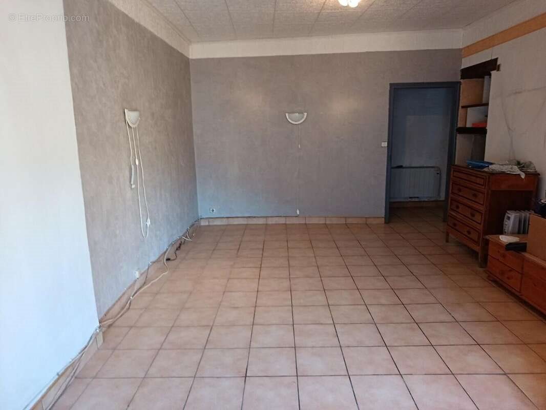 Appartement à vendre, 89m², Puget-Théniers