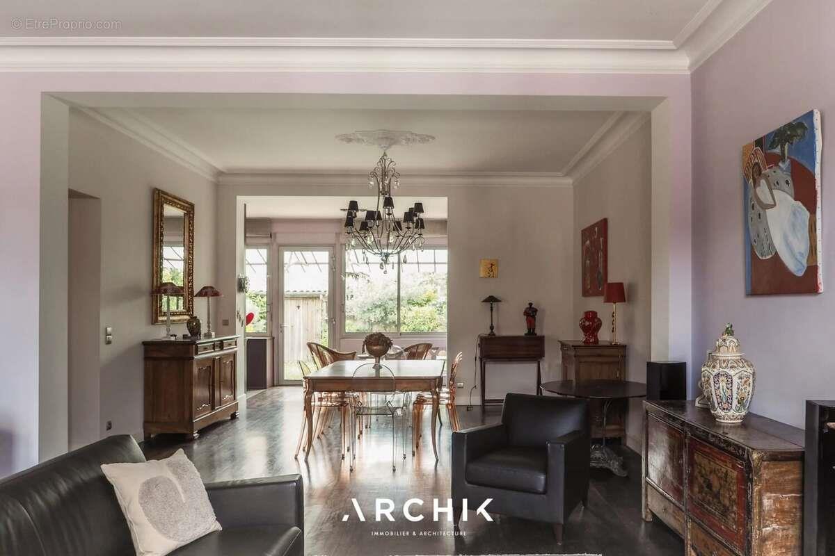 Maison à vendre, 234m², Bordeaux