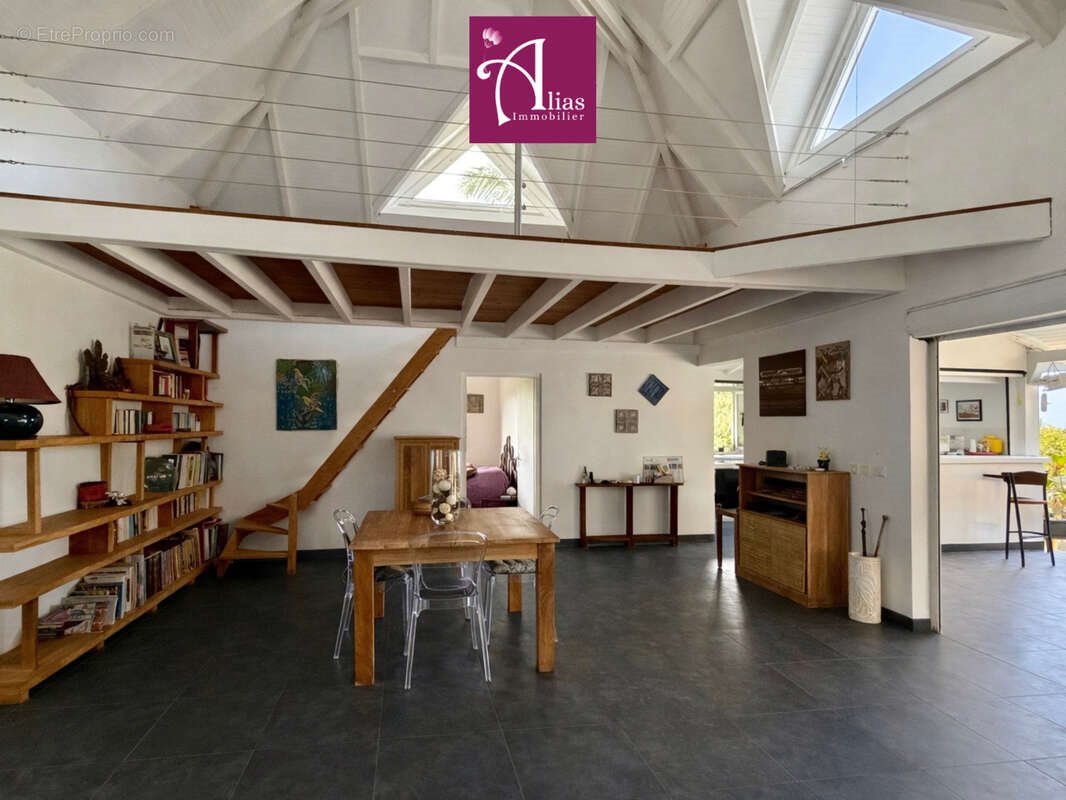 Appartement à vendre, 150m², Petit-Bourg