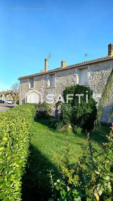 Appartement à vendre, 170m², Saint-Just-Luzac
