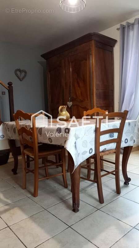 Appartement à vendre, 170m², Saint-Just-Luzac
