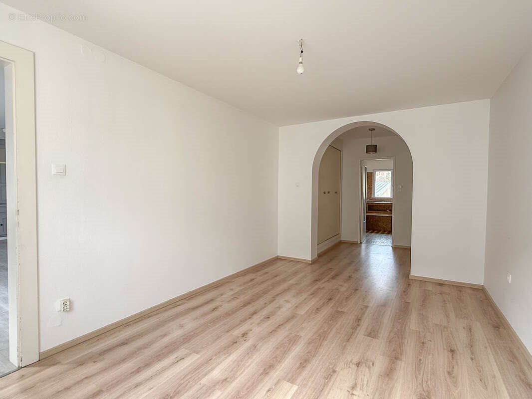 Appartement à vendre, 63m², Longeville-lès-Metz