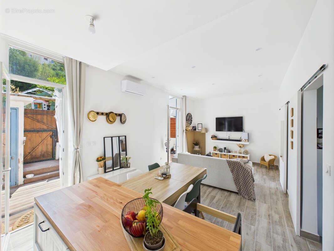 Appartement à vendre, 56m², Toulon