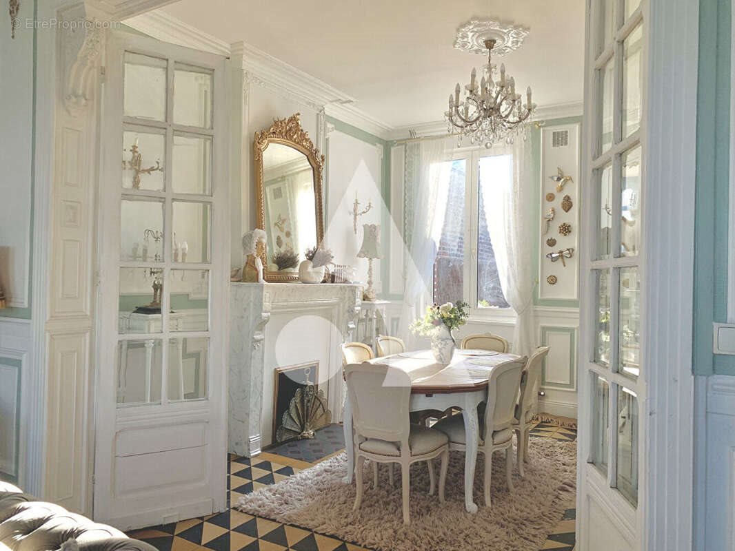 Maison à vendre, 160m², Vieux-Condé