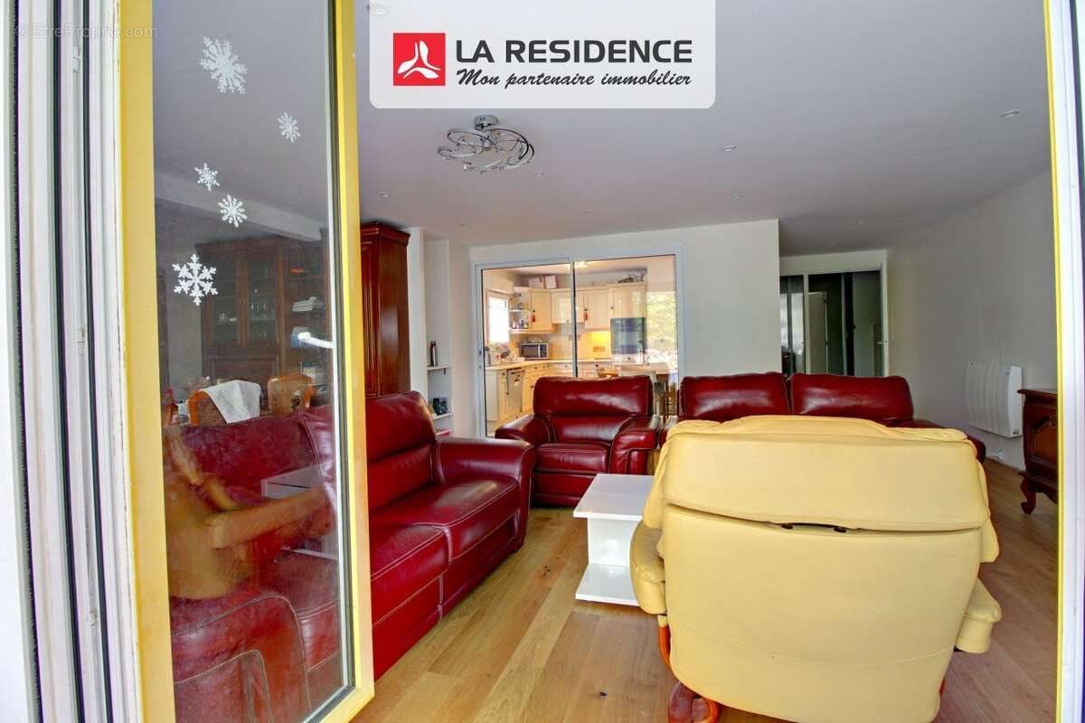 Appartement à vendre, 111m², Cergy