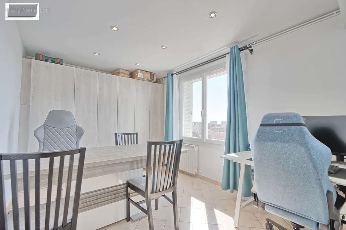 Appartement à vendre, 63m², Toulon