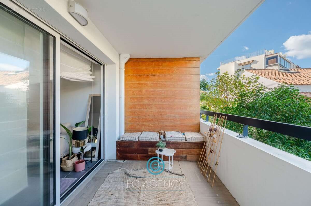 Appartement à vendre, 40m², Marseille 8ème