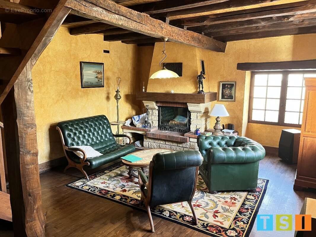 Maison à vendre, 135m², Sengouagnet