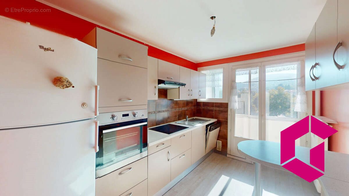 Appartement à vendre, 101m², Le Chambon-Feugerolles