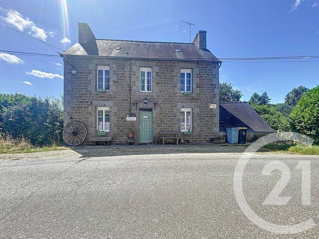 Maison à vendre, 106m², Belle-Isle-en-Terre