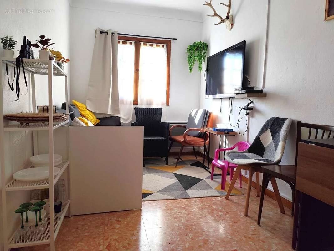 Maison à vendre, 26m², Saint-Antonin