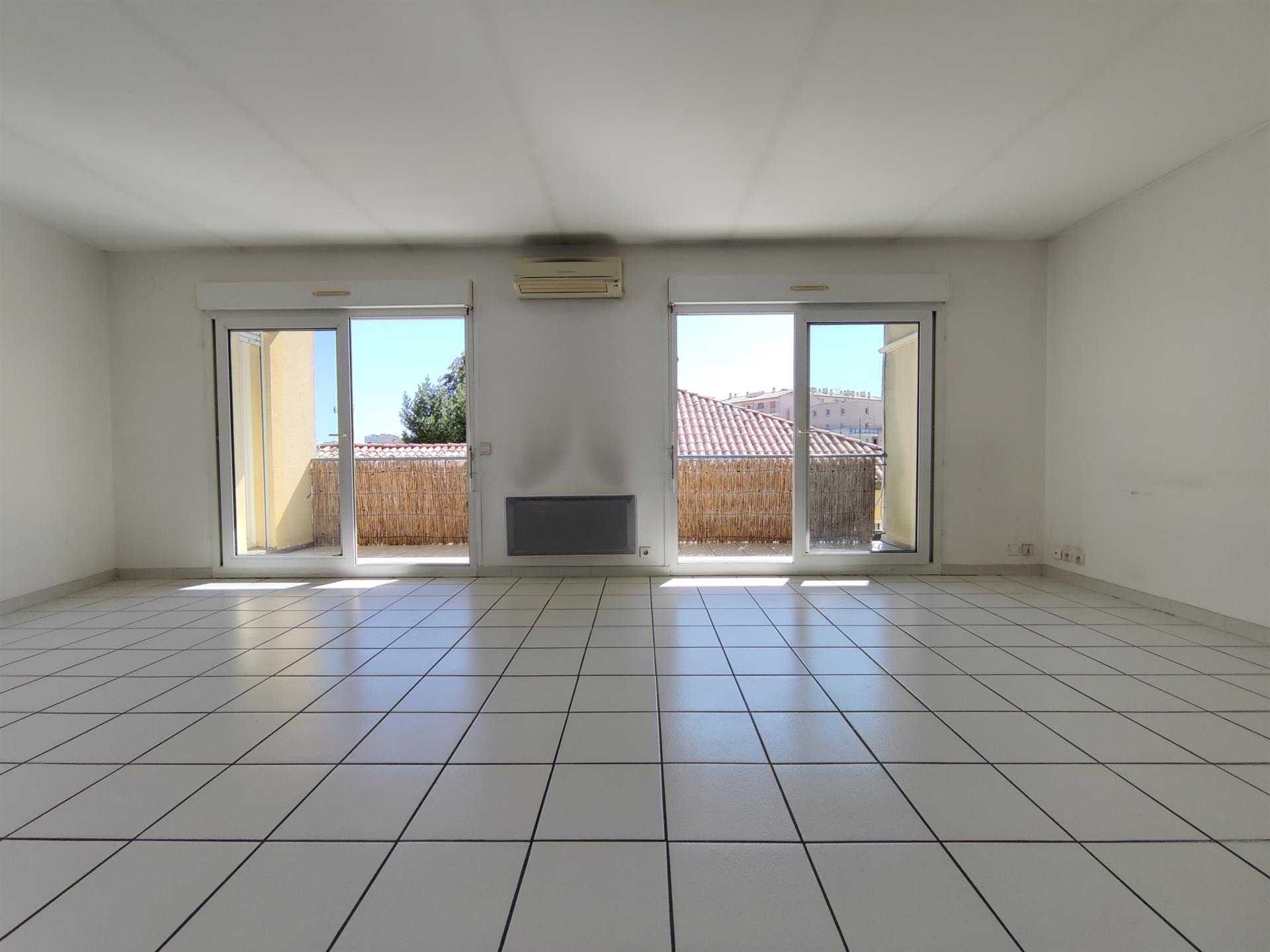 Appartement à vendre, 111m², Nîmes