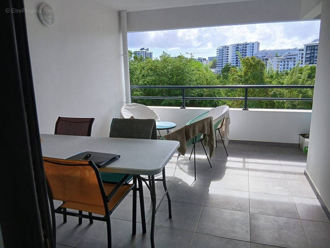 Appartement à vendre, 47m², Fort-de-France