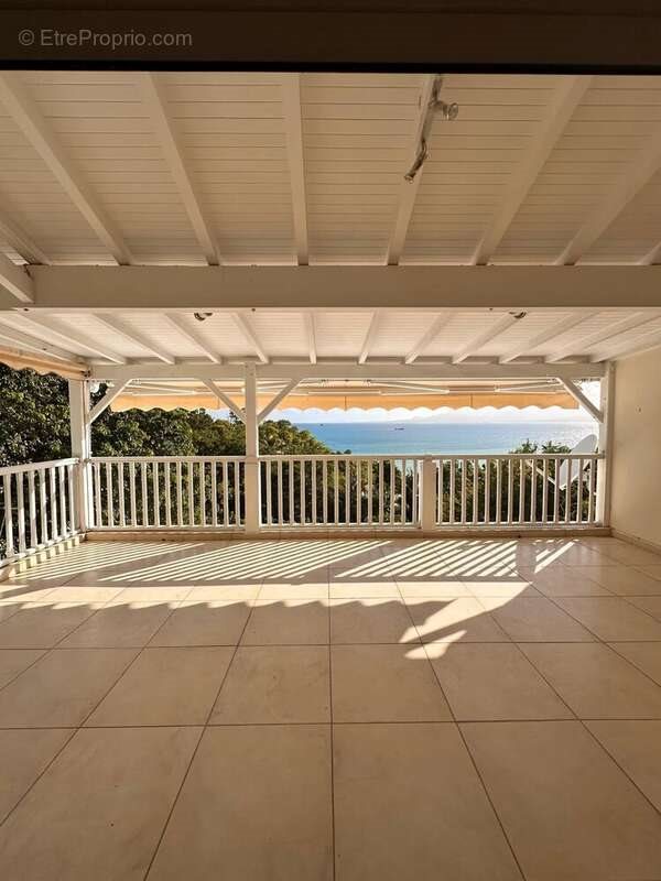 Appartement à vendre, 128m², Le Gosier