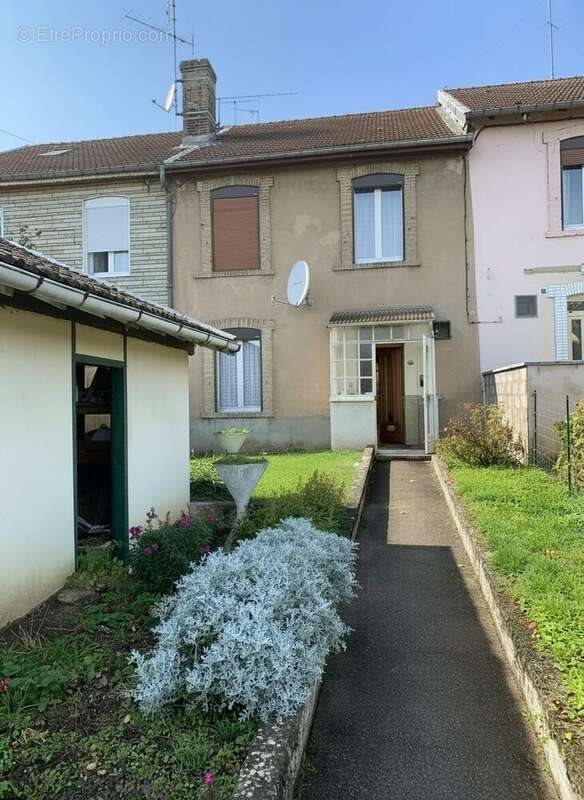 Maison à vendre, 110m², Chaligny