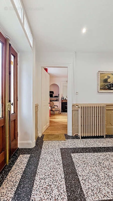 Maison à vendre, 284m², Gleizé