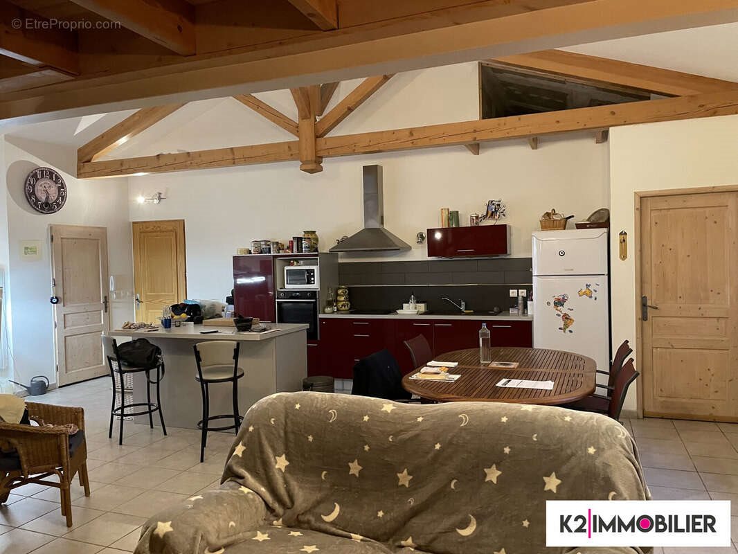 Appartement à vendre, 67m², Montboucher-sur-Jabron