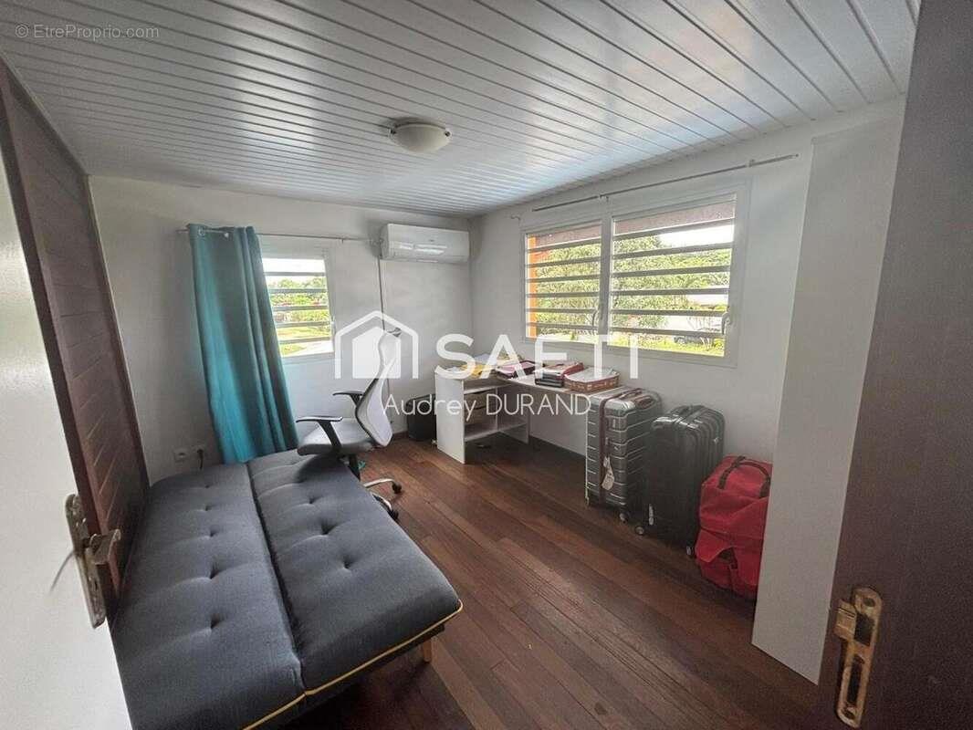 Maison à vendre, 187m², Saint-Laurent-du-Maroni