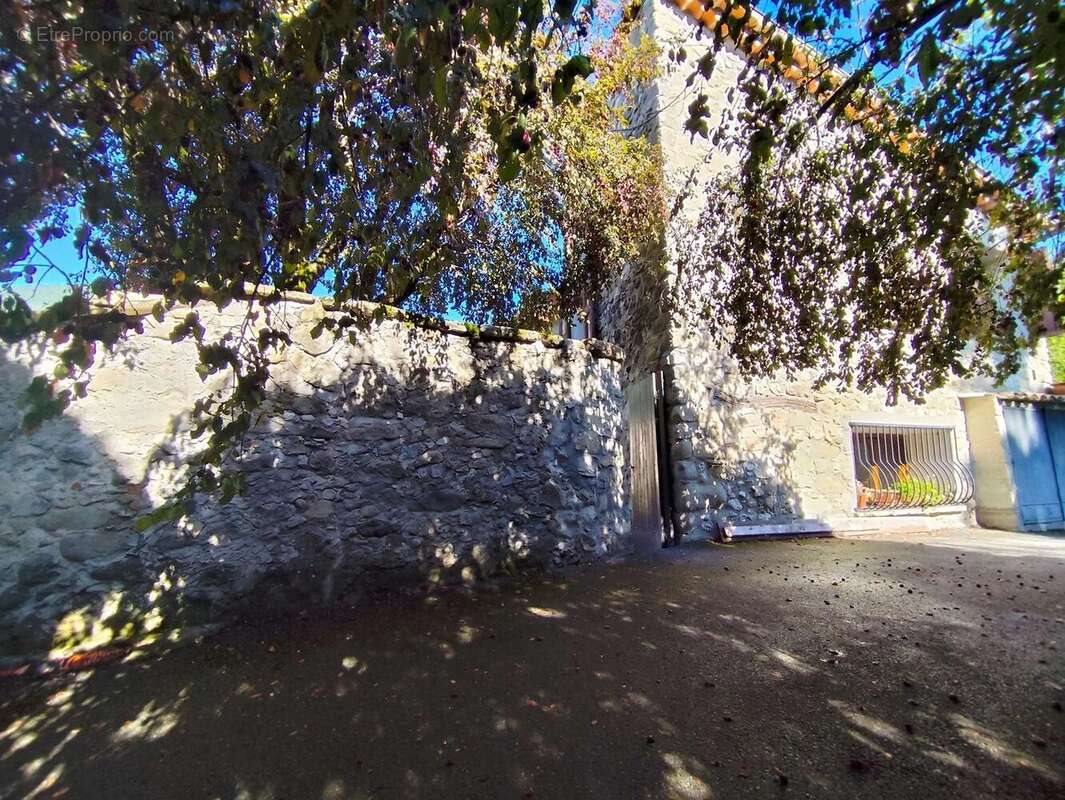 Maison à vendre, 67m², Annot