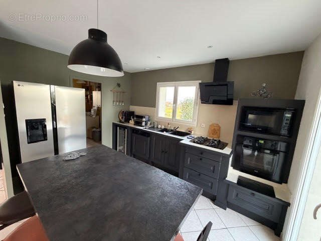 Maison à vendre, 94m², Quintenas