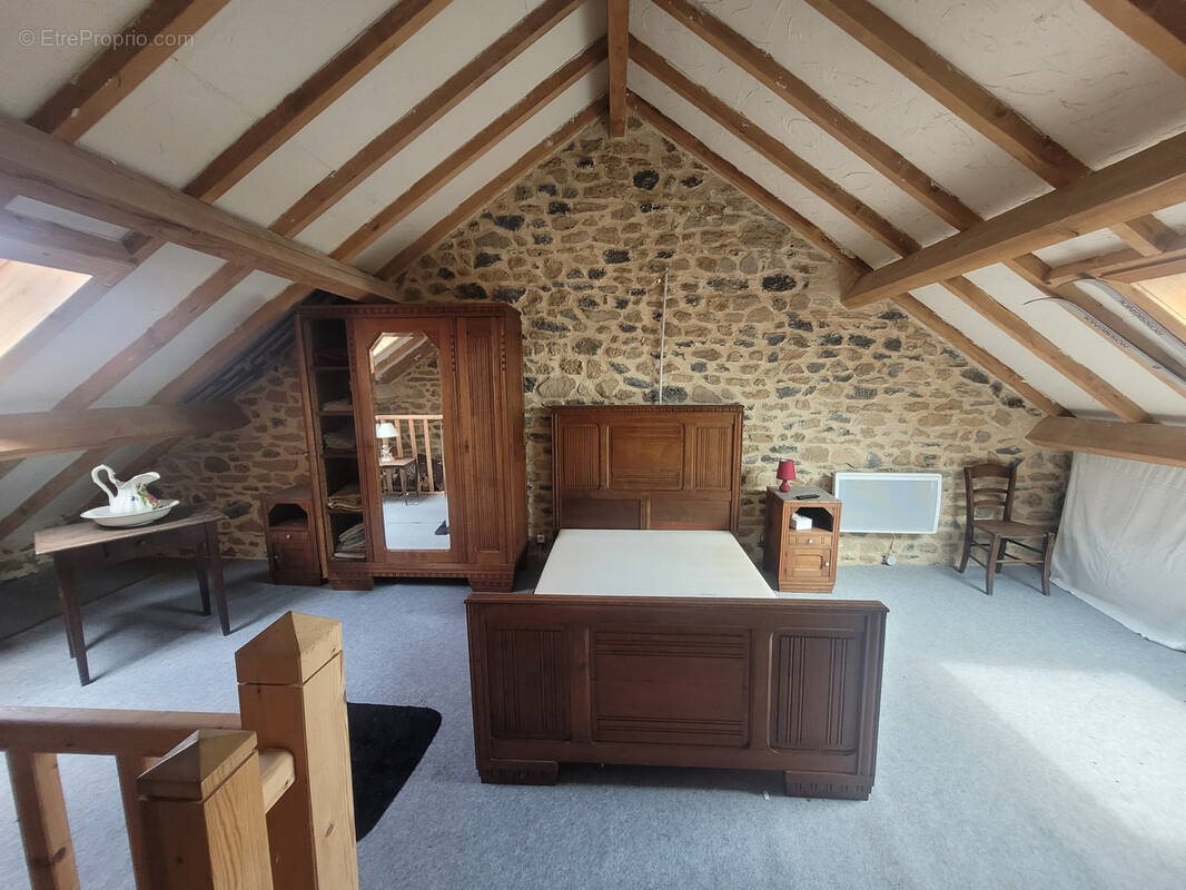 Maison à vendre, 80m², Messeix