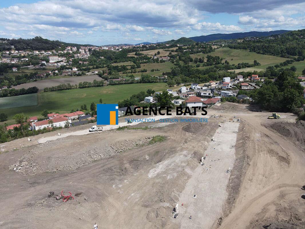 Appartement à vendre, 65m², Saint-Genest-Lerpt