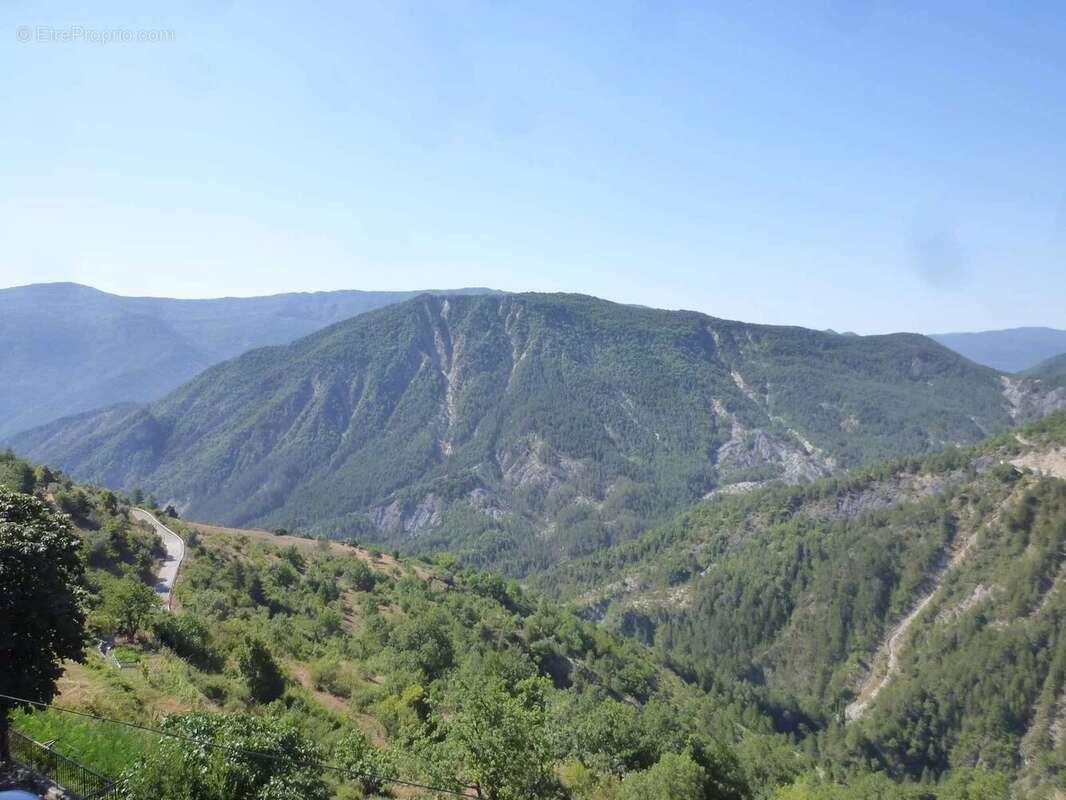 Appartement à vendre, 63m², La Croix-sur-Roudoule