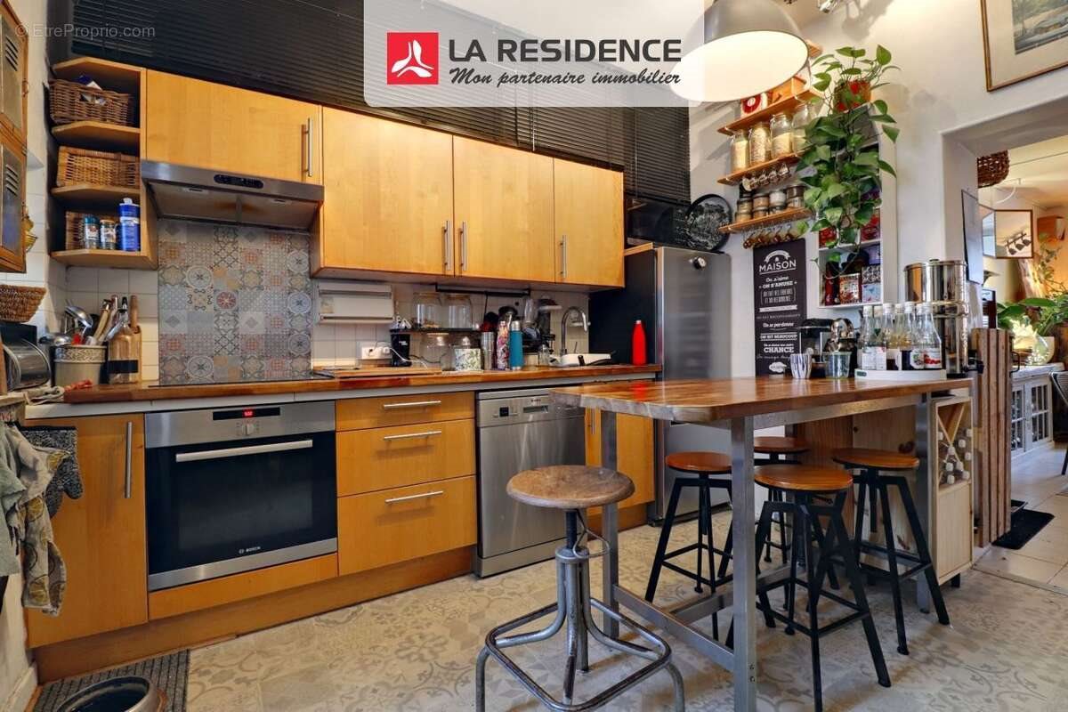 Maison à vendre, 143m², Bû