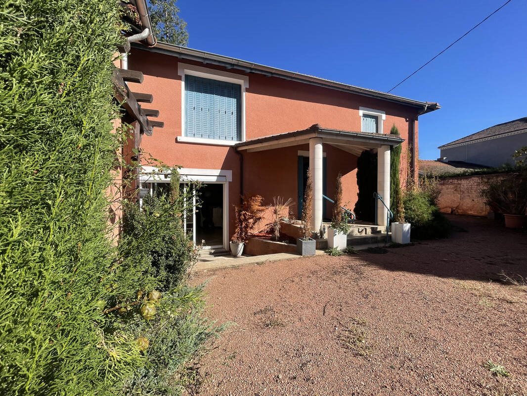 Maison à vendre, 146m², Saint-Vincent-de-Boisset