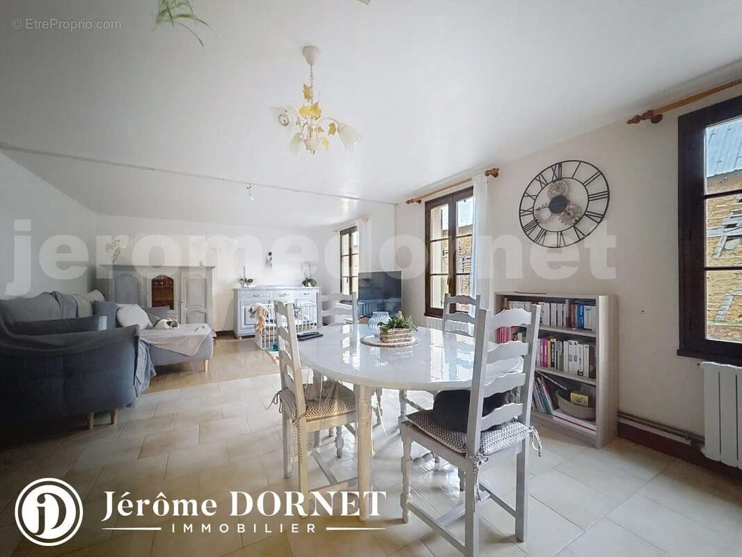 Maison à vendre, 106m², Grandvilliers