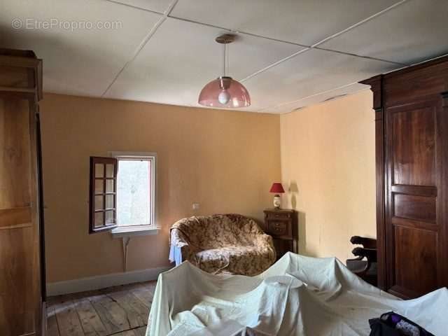 Maison à vendre, 148m², Sauveterre-de-Rouergue