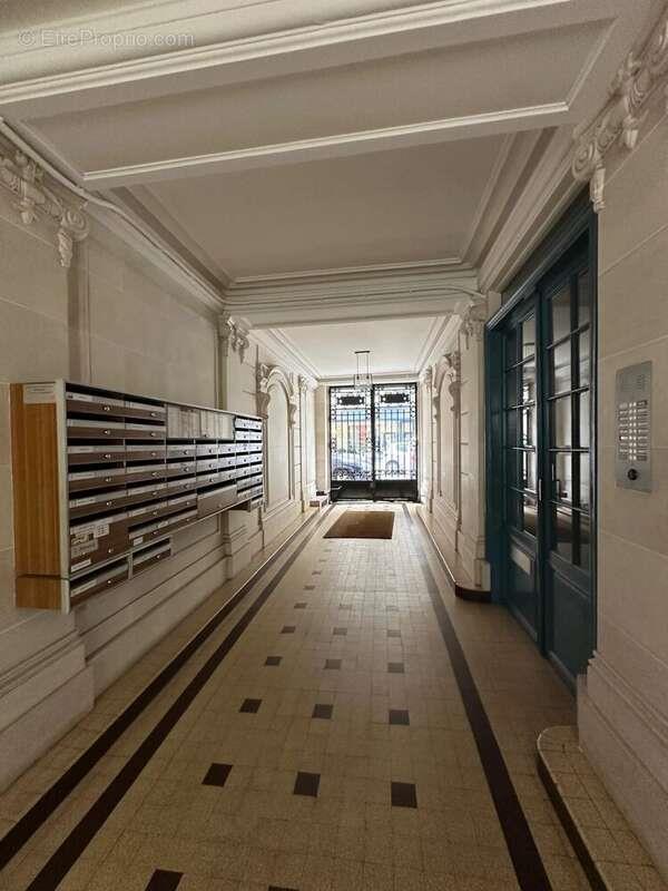 Maison à vendre, 42m², Paris 18ème