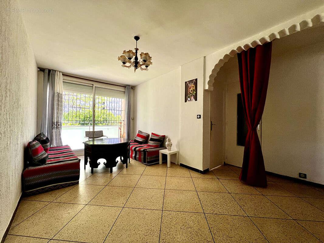 Appartement à vendre, 60m², Marseille 9ème