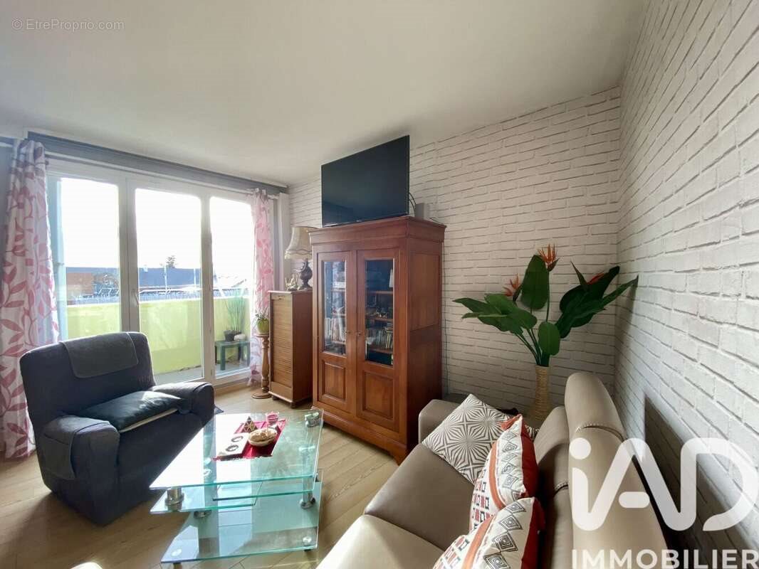 Appartement à vendre, 69m², Saint-Maurice-d'Etelan
