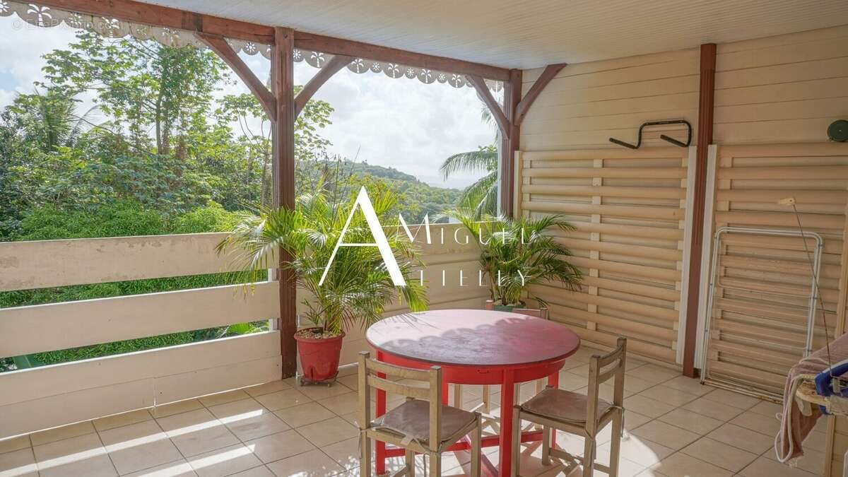 Maison à vendre, 201m², Le Lamentin