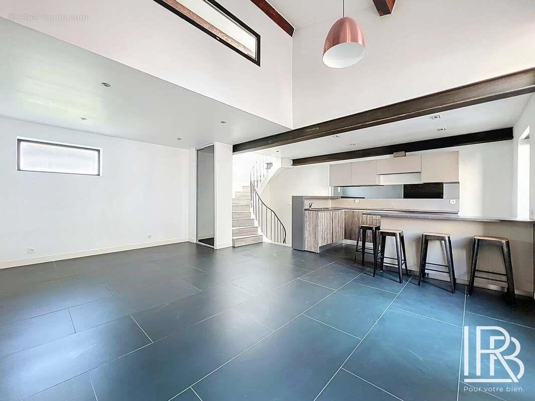 Maison à vendre, 92m², Marseille 8ème