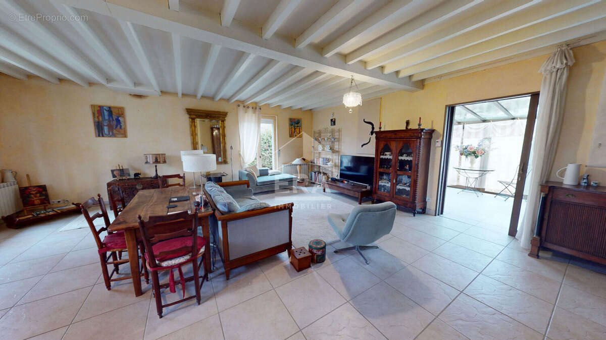 Maison à vendre, 120m², Poncin